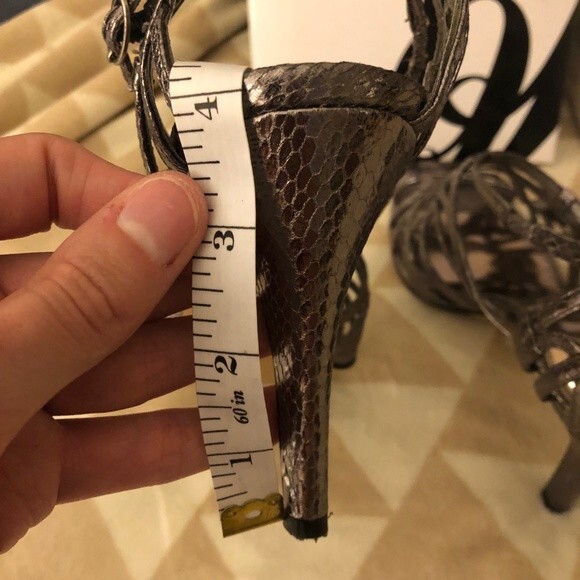 Nine West Frida Strappy Sandals 9.5 Gunmetal Shiny Snakeskin Open Toe Stilettos - Picture 6 of 6